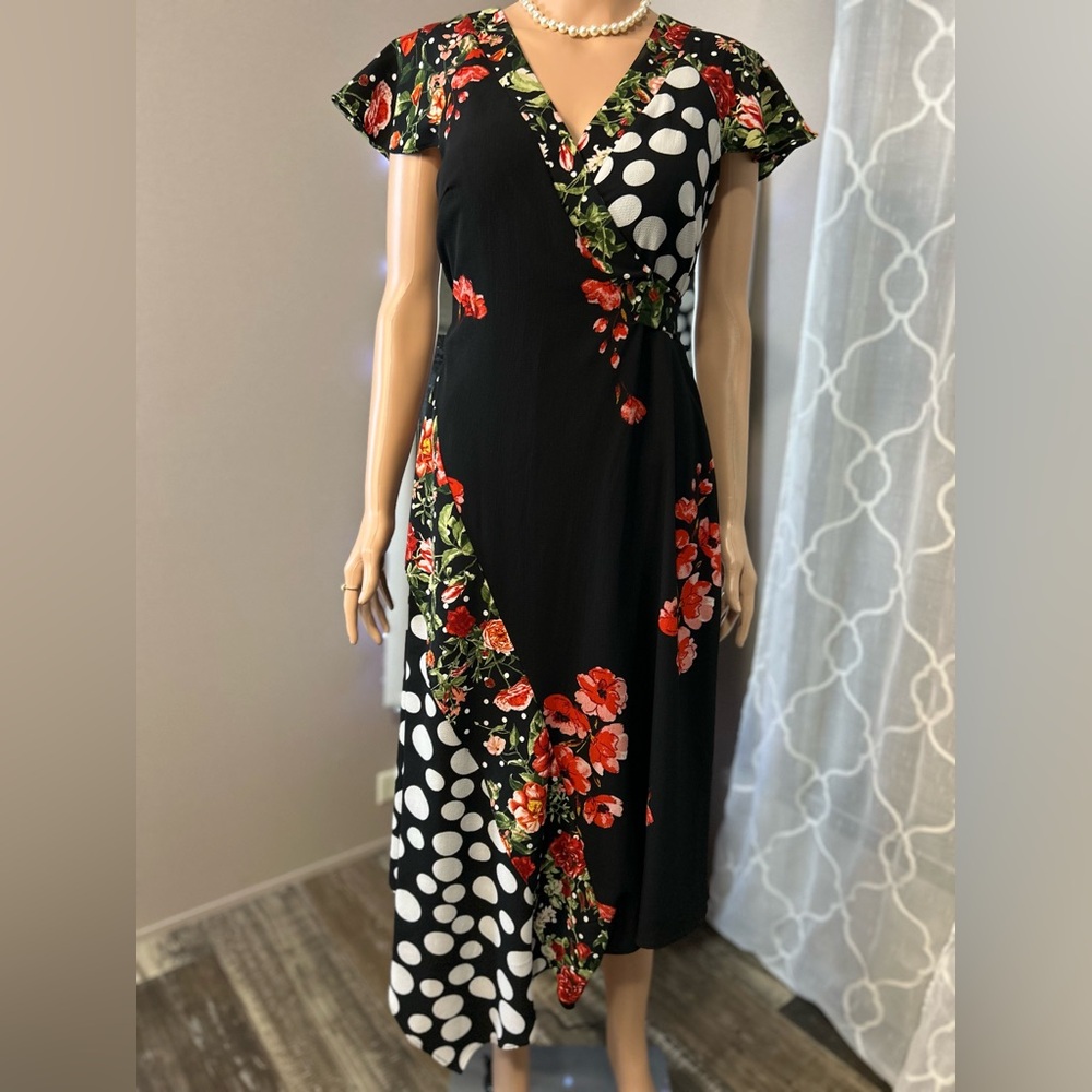 Signature by Sangria Black and Red Asymmetrical Dress